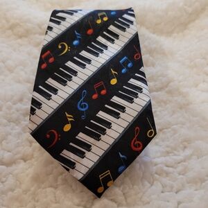 STEVEN HARRIS MEN'S TIE HAND MADE 100% POLYESTER PIANO MUSIC NOTES DSGN 60" X 4"